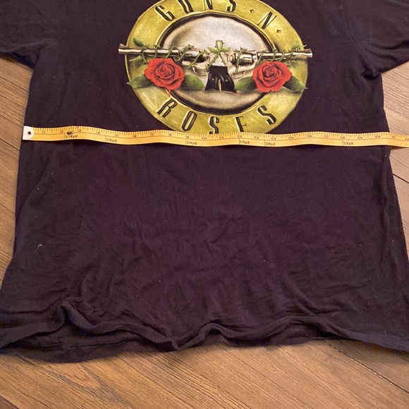 The buckle bought Guns and Roses t-shirt - Picture 5 of 6